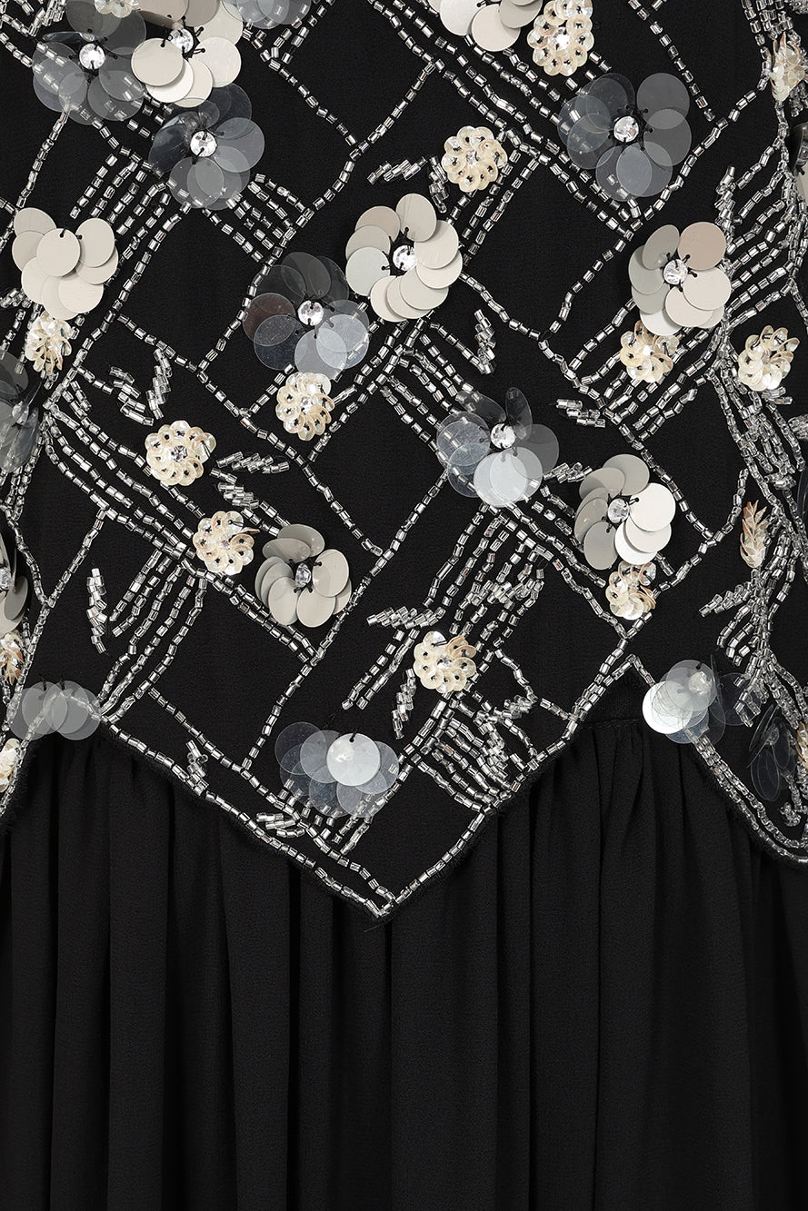 Una Black Embellished Cape Sleeve Midi Dress